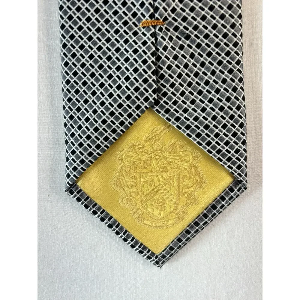 Donald J. Trump Signature Collection Men's 100% Silk Neck Tie Gold Black Gray